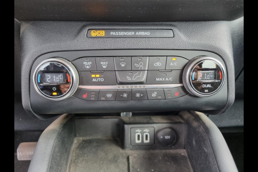 Ford Kuga 2.5 PHEV Titanium WORDT VERWACHT | 225pk | Adaptive cruise control | Winter Pack | Dodehoeksensoren | Camera | 1.500kg Trekgewicht
