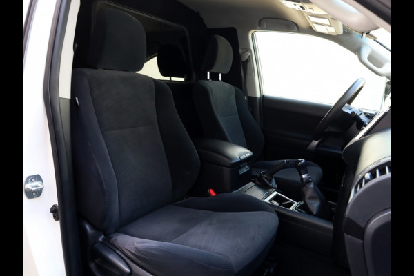 Toyota Land Cruiser 2.8 D4-D-F 3 DRS BLIND VAN | Cruise Control