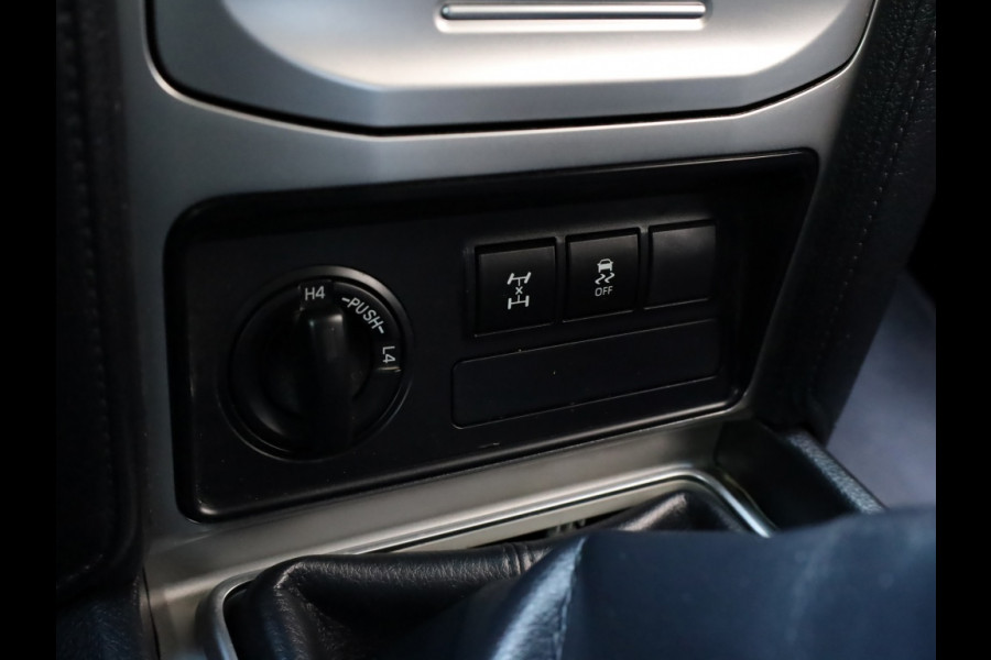 Toyota Land Cruiser 2.8 D4-D-F 3 DRS BLIND VAN | Cruise Control
