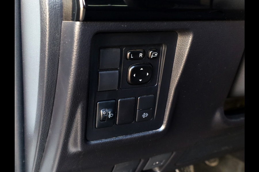 Toyota Land Cruiser 2.8 D4-D-F 3 DRS BLIND VAN | Cruise Control