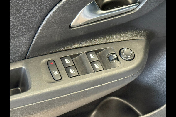 Opel Corsa 1.2 GS Line AUT NAVI CRUISE CLIMATE CONTROL CAM CARPLAY PDC KEYLESS