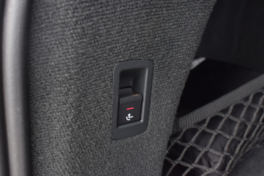 Audi A6 Avant 55 TFSI e Quattro S-edition Competition Pano | B&O | 21" | Nachtzicht