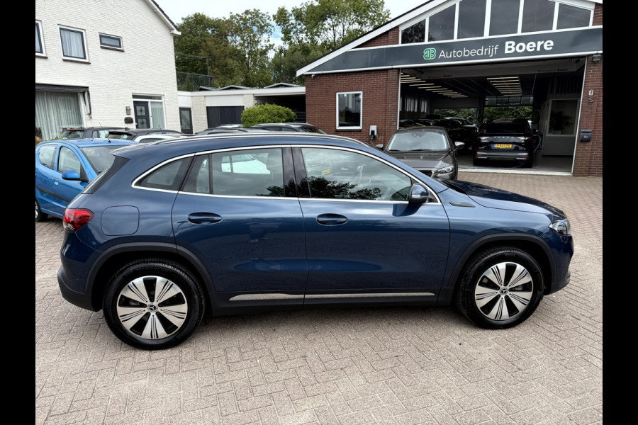 Mercedes-Benz EQA 250 Business Solution Luxury 67 kWh SOH 93.9%, Navi, Camera, Trekhaak, Sfeerverlichting