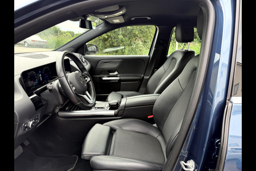 Mercedes-Benz EQA 250 Business Solution Luxury 67 kWh SOH 93.9%, Navi, Camera, Trekhaak, Sfeerverlichting