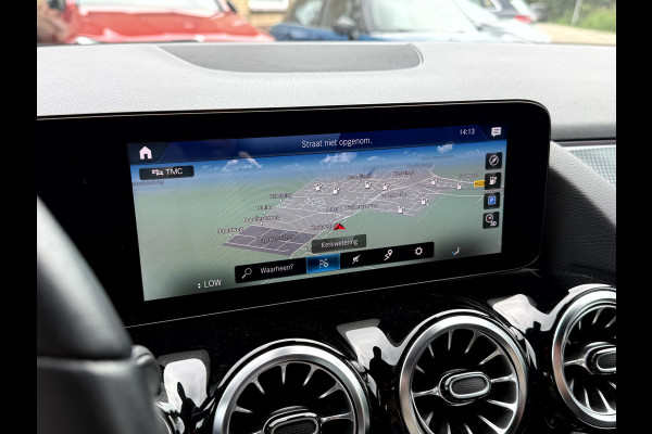 Mercedes-Benz EQA 250 Business Solution Luxury 67 kWh SOH 93.9%, Navi, Camera, Trekhaak, Sfeerverlichting