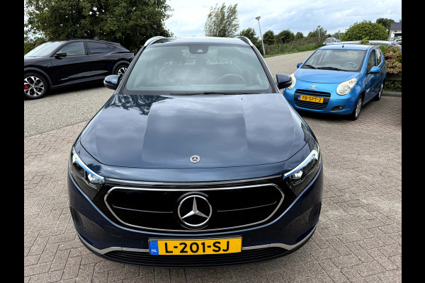 Mercedes-Benz EQA 250 Business Solution Luxury 67 kWh SOH 93.9%, Navi, Camera, Trekhaak, Sfeerverlichting