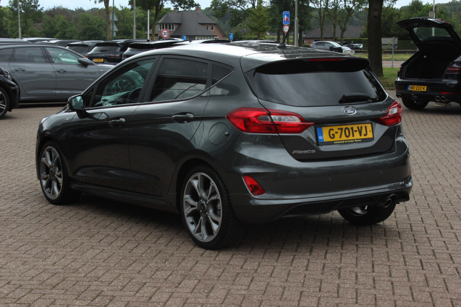 Ford Fiesta 1.0 EcoBoost ST-Line / Navigatie / Parkeerhulp achter / 17'' / Stoelverwarming / Cruise Control
