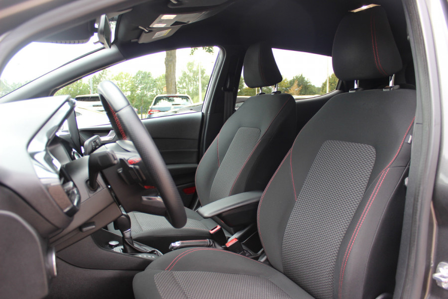 Ford Fiesta 1.0 EcoBoost ST-Line / Navigatie / Parkeerhulp achter / 17'' / Stoelverwarming / Cruise Control
