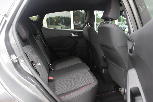 Ford Fiesta 1.0 EcoBoost ST-Line / Navigatie / Parkeerhulp achter / 17'' / Stoelverwarming / Cruise Control