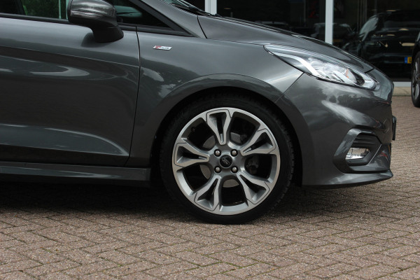 Ford Fiesta 1.0 EcoBoost ST-Line / Navigatie / Parkeerhulp achter / 17'' / Stoelverwarming / Cruise Control