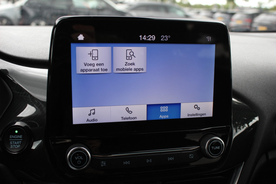 Ford Fiesta 1.0 EcoBoost ST-Line / Navigatie / Parkeerhulp achter / 17'' / Stoelverwarming / Cruise Control