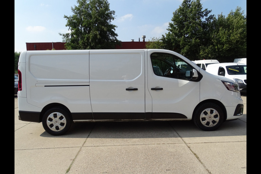 Renault Trafic 2.0 dCi L2H1