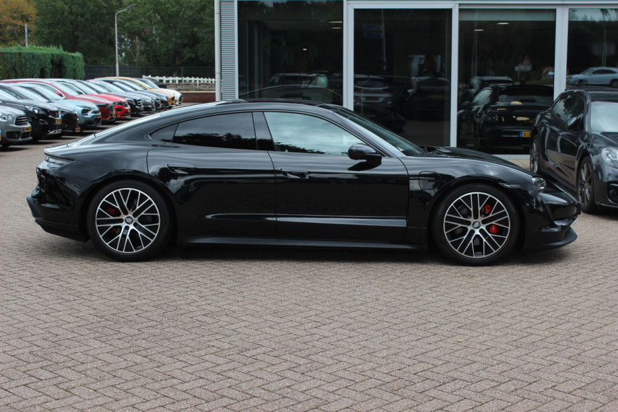 Porsche Taycan 4S Performance 84 kWh / SoH 91,2% / Panoramadak / 360Camera / Luchtvering / Massage+Ventilatie / Keyless / 20'' / Bose / Sportchrono / Dodehoek / DAB / InnoDrive / ACC
