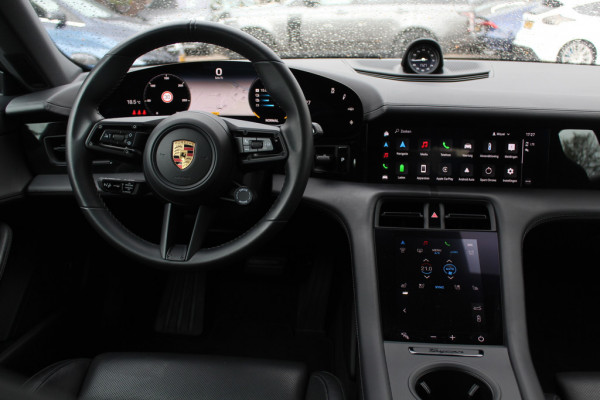 Porsche Taycan 4S Performance 84 kWh / SoH 91,2% / Panoramadak / 360Camera / Luchtvering / Massage+Ventilatie / Keyless / 20'' / Bose / Sportchrono / Dodehoek / DAB / InnoDrive / ACC