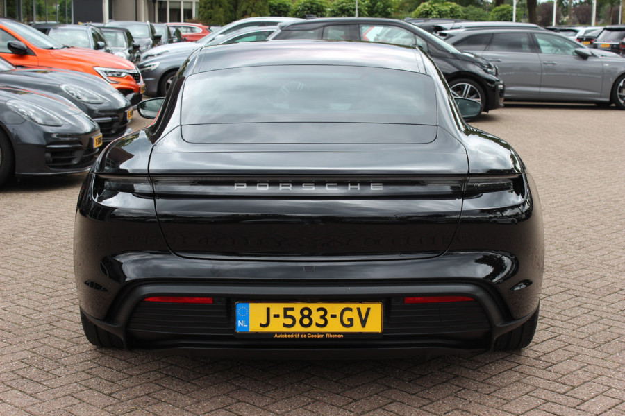 Porsche Taycan 4S Performance 84 kWh / SoH 91,2% / Panoramadak / 360Camera / Luchtvering / Massage+Ventilatie / Keyless / 20'' / Bose / Sportchrono / Dodehoek / DAB / InnoDrive / ACC