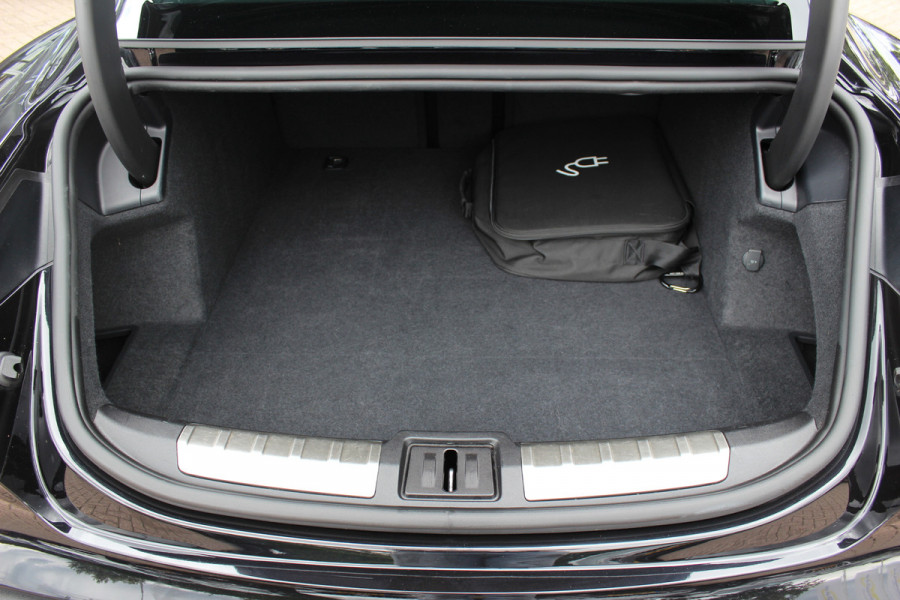 Porsche Taycan 4S Performance 84 kWh / SoH 91,2% / Panoramadak / 360Camera / Luchtvering / Massage+Ventilatie / Keyless / 20'' / Bose / Sportchrono / Dodehoek / DAB / InnoDrive / ACC