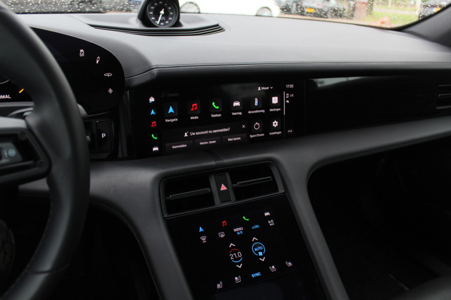 Porsche Taycan 4S Performance 84 kWh / SoH 91,2% / Panoramadak / 360Camera / Luchtvering / Massage+Ventilatie / Keyless / 20'' / Bose / Sportchrono / Dodehoek / DAB / InnoDrive / ACC