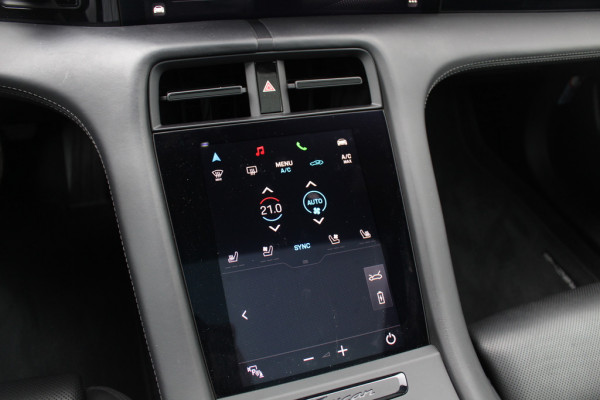 Porsche Taycan 4S Performance 84 kWh / SoH 91,2% / Panoramadak / 360Camera / Luchtvering / Massage+Ventilatie / Keyless / 20'' / Bose / Sportchrono / Dodehoek / DAB / InnoDrive / ACC