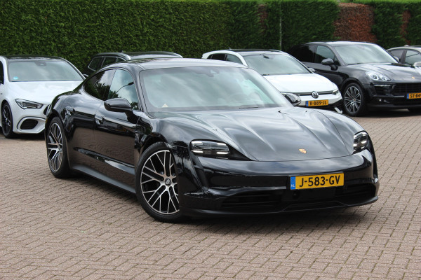 Porsche Taycan 4S Performance 84 kWh / SoH 91,2% / Panoramadak / 360Camera / Luchtvering / Massage+Ventilatie / Keyless / 20'' / Bose / Sportchrono / Dodehoek / DAB / InnoDrive / ACC