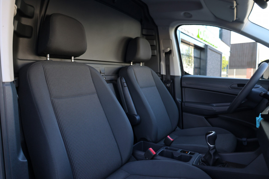 Volkswagen Caddy Cargo 2.0 TDI Comfort | NAP! | BTW | STOELVERWARMING | CAMERA | CARPLAY |
