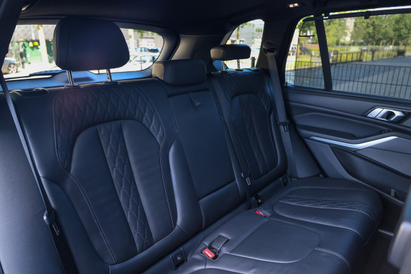BMW X5 xDrive45e High Executive | BTW | M-SPORT | PANO | LASER | HUD | H/K | COMFORTZETELS |