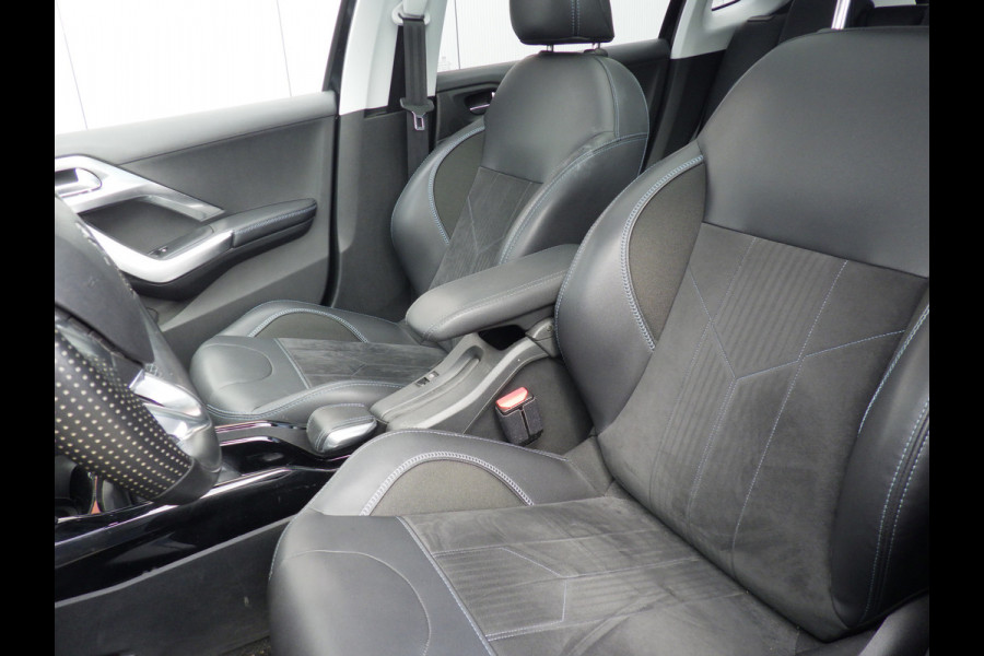 Peugeot 2008 1.2 AUT Crossway Kompas, Panodak, Camera, Trekhk, Cruise, Compleet!