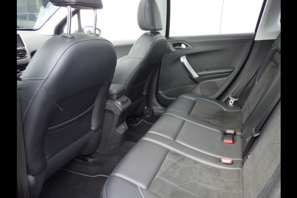 Peugeot 2008 1.2 AUT Crossway Kompas, Panodak, Camera, Trekhk, Cruise, Compleet!