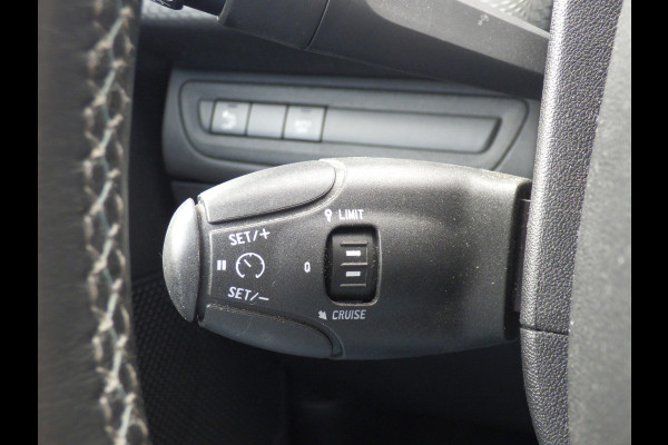 Peugeot 2008 1.2 AUT Crossway Kompas, Panodak, Camera, Trekhk, Cruise, Compleet!