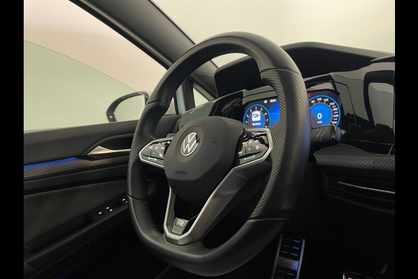 Volkswagen Golf 1.5 eTSI R-Line Business+ AUTOMAAT AIRCO PANO NAVI CRUISE STOELVERW APPLE CARPLAY PDC CAMERA TREKHAAK NIEUWSTAAT