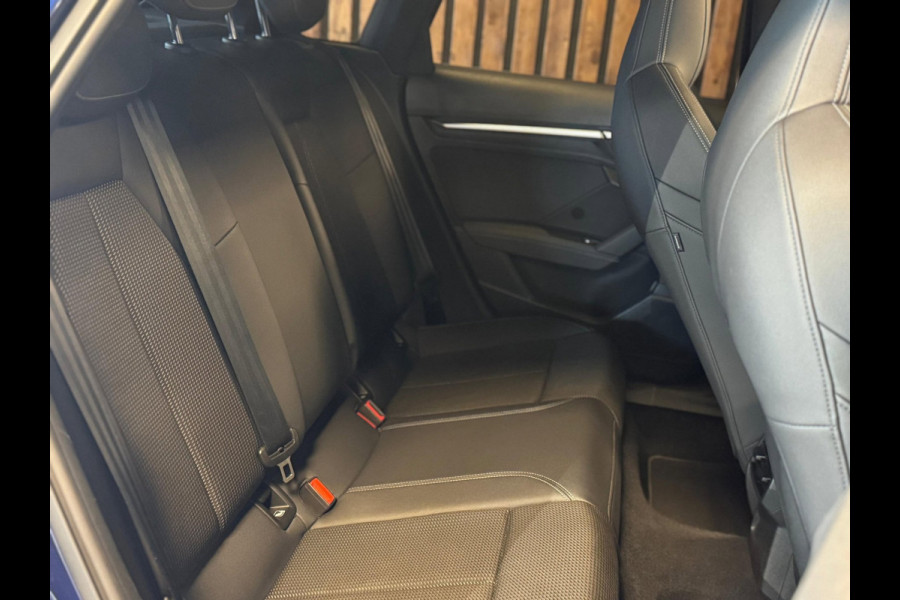 Audi A3 Sportback 35 TFSI S edition / 3x S-Line / Pano / Virtual / Stoelverwarming / Carplay / DAB