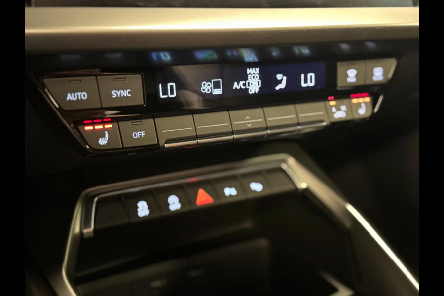 Audi A3 Sportback 35 TFSI S edition / 3x S-Line / Pano / Virtual / Stoelverwarming / Carplay / DAB