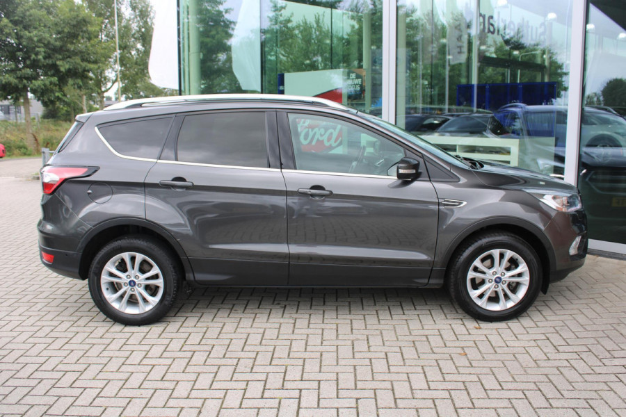 Ford Kuga 1.5 EcoBoost Titanium | Stoelverwarming | Voorruitverwarming | Trekhaak | Cruise Control