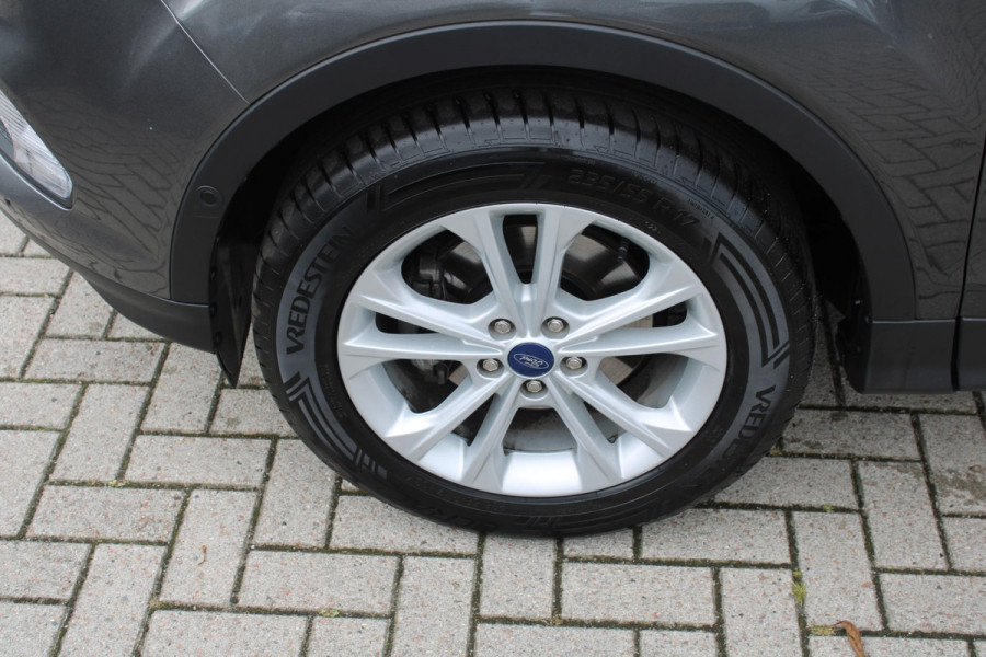 Ford Kuga 1.5 EcoBoost Titanium | Stoelverwarming | Voorruitverwarming | Trekhaak | Cruise Control