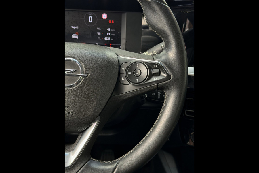 Opel Mokka X 1.2 Turbo Elegance - Navigatie / Apple CarPlay I Airco I LED I PDC I Sport velgen I Dealer onderhouden