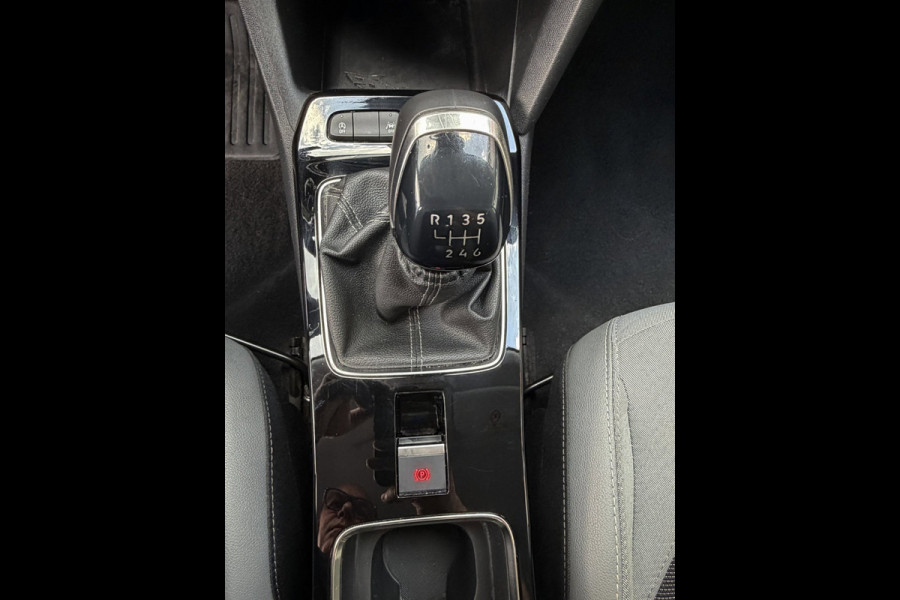 Opel Mokka X 1.2 Turbo Elegance - Navigatie / Apple CarPlay I Airco I LED I PDC I Sport velgen I Dealer onderhouden