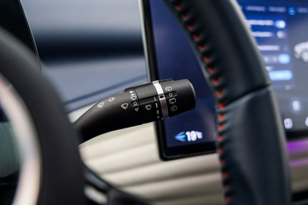 BYD ATTO 3 Design 60 kWh |*100 STUKS* | 204 PK | Pano/dak | Adapt/Cruise/Control | Leder/Beige/Blauw | 360/Camera, Navigatie, BTW!