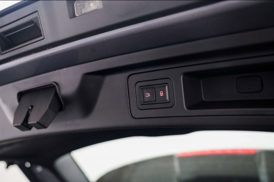 BYD ATTO 3 Design 60 kWh |*100 STUKS* | 204 PK | Pano/dak | Adapt/Cruise/Control | Leder/Beige/Blauw | 360/Camera, Navigatie, BTW!