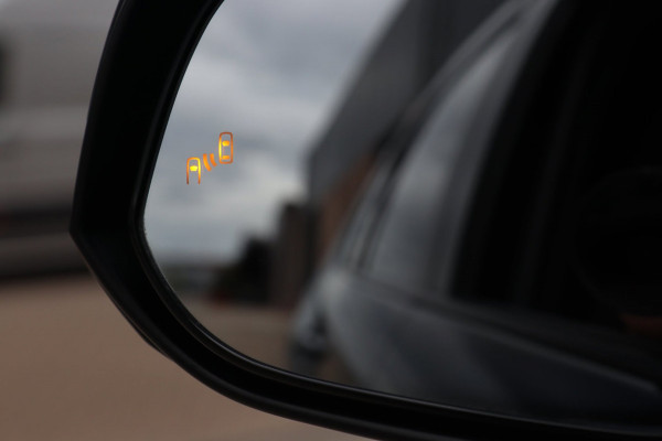 Toyota RAV4 2.5 VVT-i Hybrid 4x4 Black Edition / ACC / 360 / JBL / KEYLESS / STUUR+STOELVERW