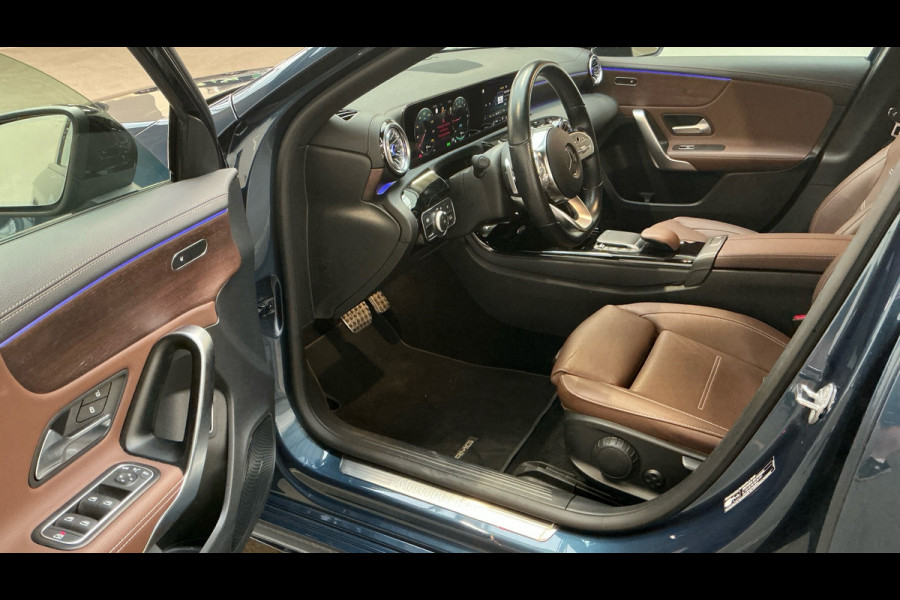 Mercedes-Benz A-Klasse 250 e AMG Pano Night 360 Leder