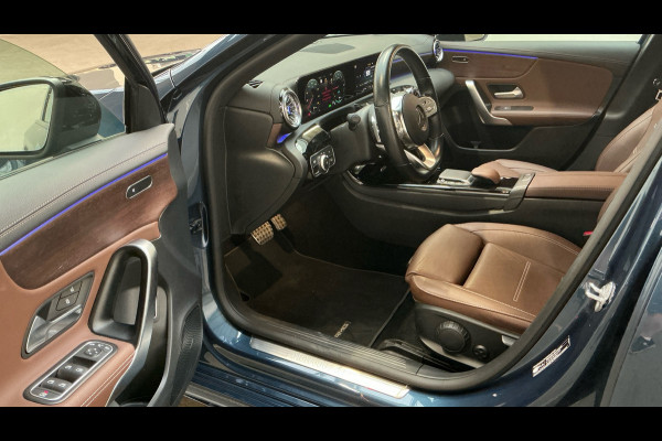 Mercedes-Benz A-Klasse 250 e AMG Pano Night 360 Leder