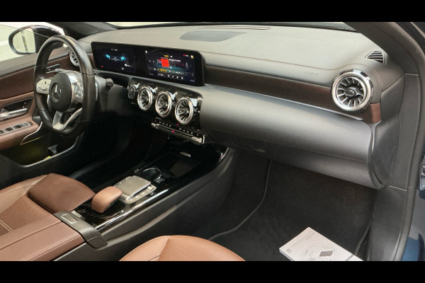 Mercedes-Benz A-Klasse 250 e AMG Pano Night 360 Leder