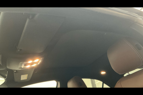 Mercedes-Benz A-Klasse 250 e AMG Pano Night 360 Leder