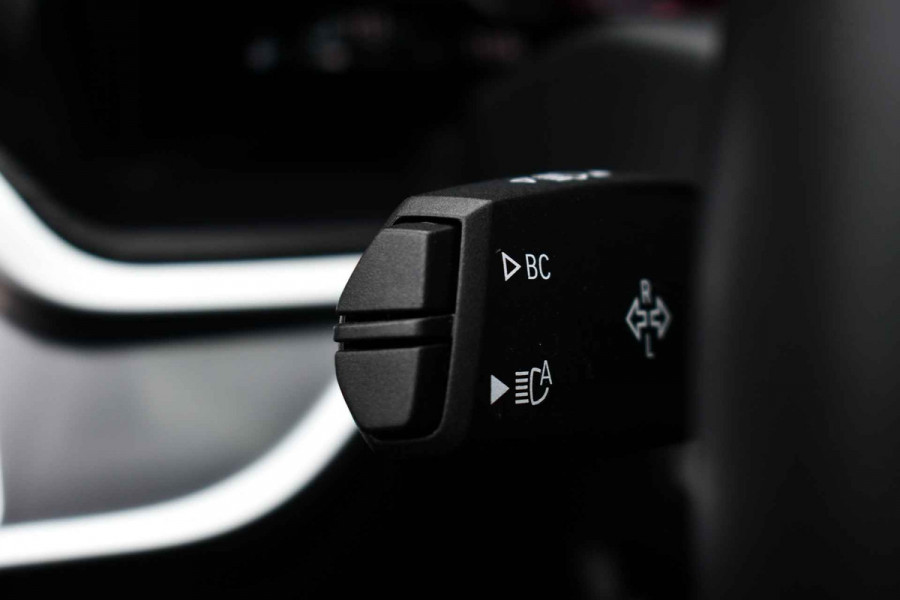 BMW X5 xDrive50e M-Sport Skylounge Comf-stoel ACC 360 HUD H/K 21inch BTW-auto