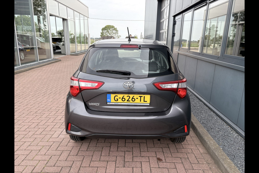 Toyota Yaris 1.0 VVT-i Connect 5-drs. CAMERA/CARPLAY/AIRCO/15INCH