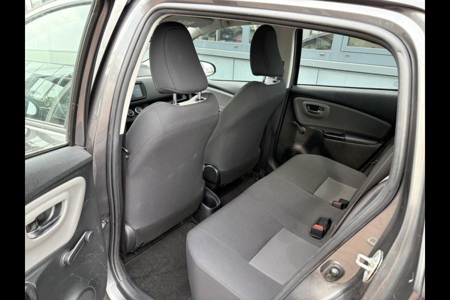 Toyota Yaris 1.0 VVT-i Connect 5-drs. CAMERA/CARPLAY/AIRCO/15INCH