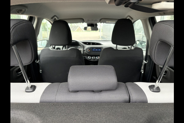 Toyota Yaris 1.0 VVT-i Connect 5-drs. CAMERA/CARPLAY/AIRCO/15INCH