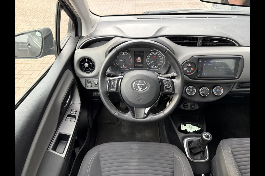 Toyota Yaris 1.0 VVT-i Connect 5-drs. CAMERA/CARPLAY/AIRCO/15INCH