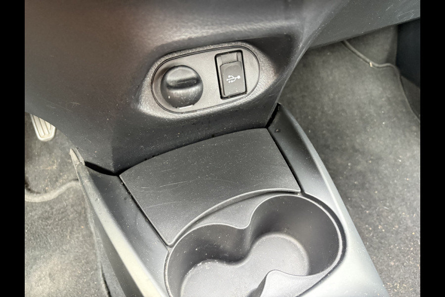 Toyota Yaris 1.0 VVT-i Connect 5-drs. CAMERA/CARPLAY/AIRCO/15INCH