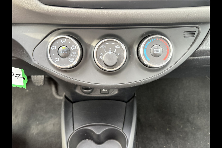Toyota Yaris 1.0 VVT-i Connect 5-drs. CAMERA/CARPLAY/AIRCO/15INCH