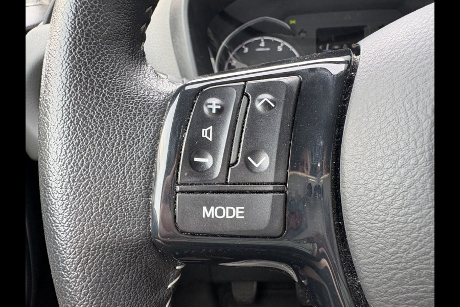 Toyota Yaris 1.0 VVT-i Connect 5-drs. CAMERA/CARPLAY/AIRCO/15INCH